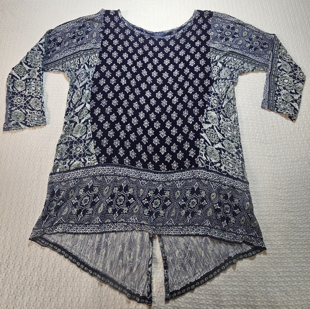 3/4 sleeve hi-low Tunic Size Medium